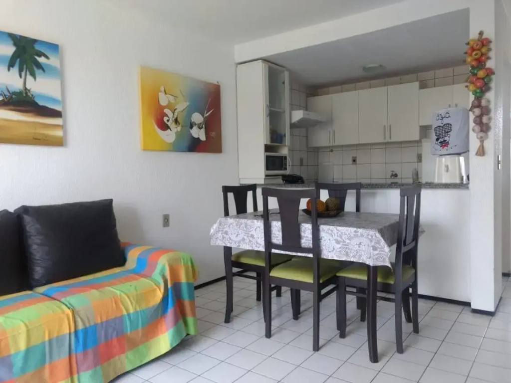 Ap por temporada com 2 quartos e uma suíte , excelente área de lazer, Praia do Futuro, condomínio Cartier-Fortaleza
