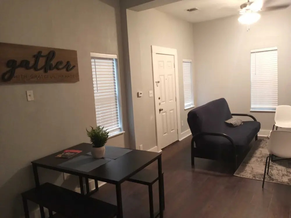 Classic 1br/1ba Charming Apt w/ Modern Upgrades