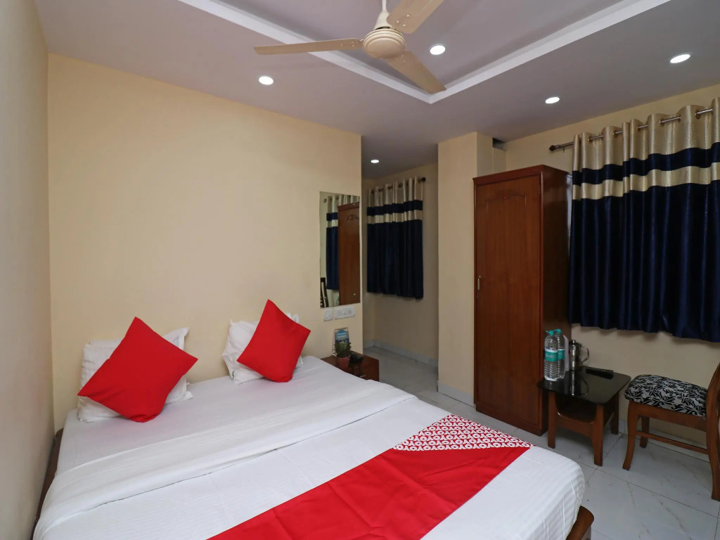 OYO Flagship 16209 Hotel Ambar Palace