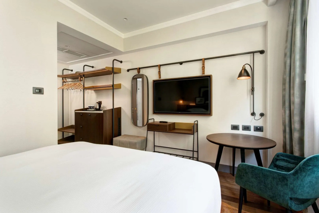 Отель DoubleTree by Hilton Rome Monti