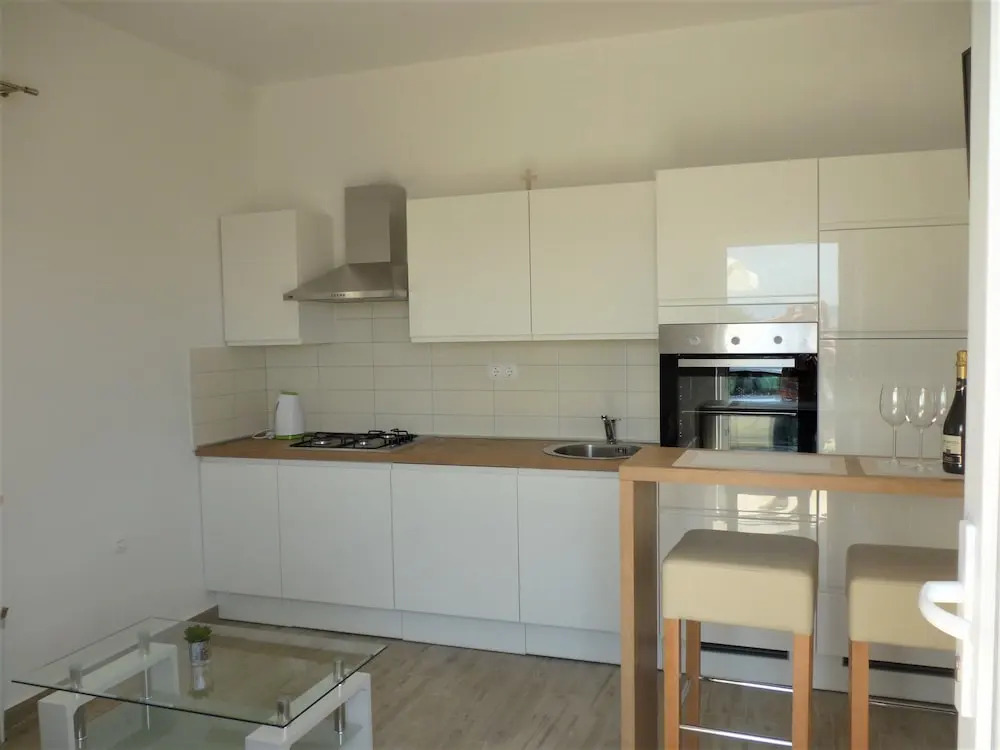 Apartments Jadranka-with the Seaview