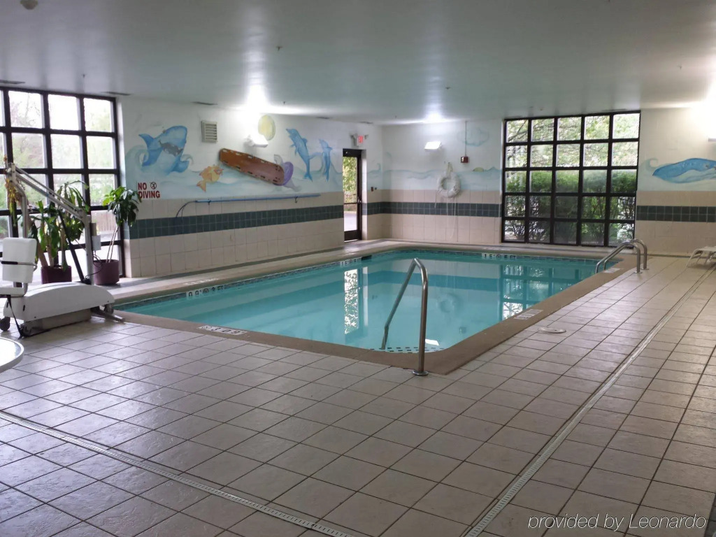 Holiday Inn Express & Suites Milford by IHG
