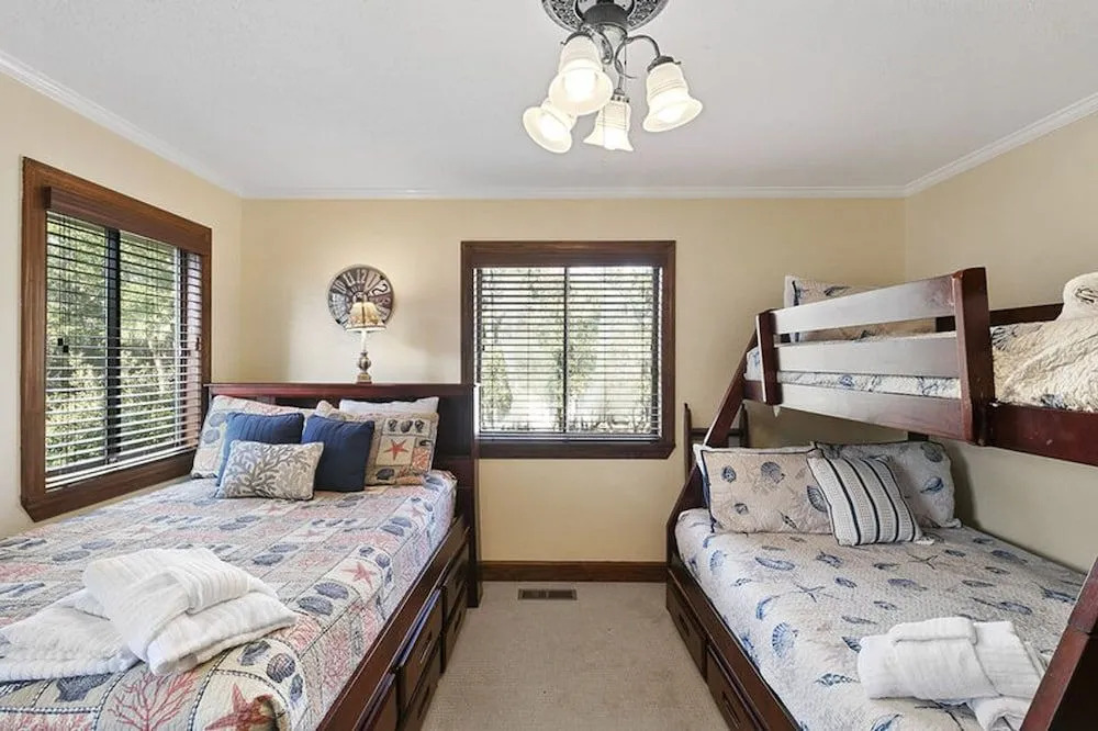 Island Oasis by Five Star Properties