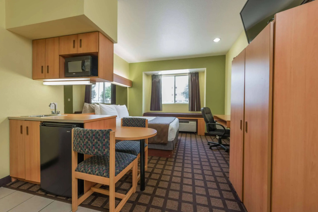 Quality Inn & Suites Fort Worth North - Haltom City