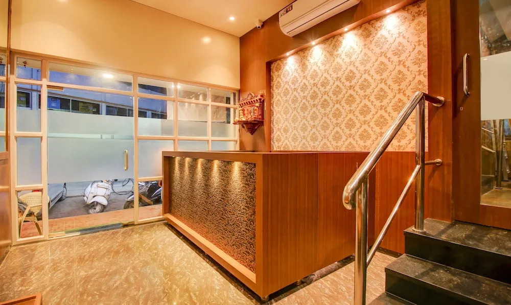 Glitz Hotels The Arvind - Near Thane Court