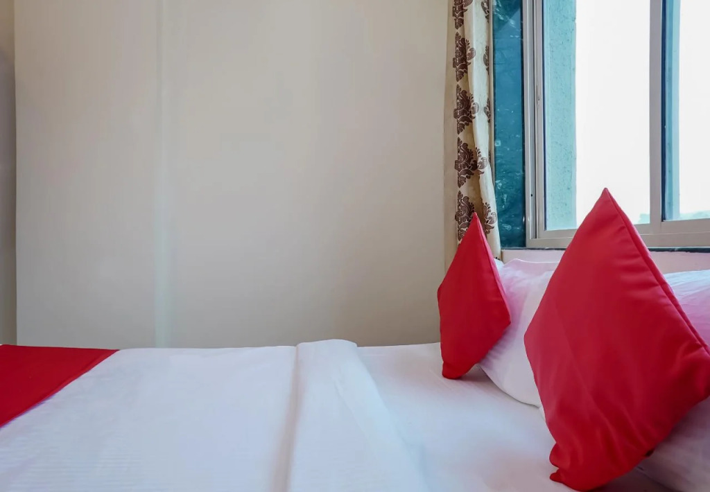 Hotel Karan International by OYO Rooms