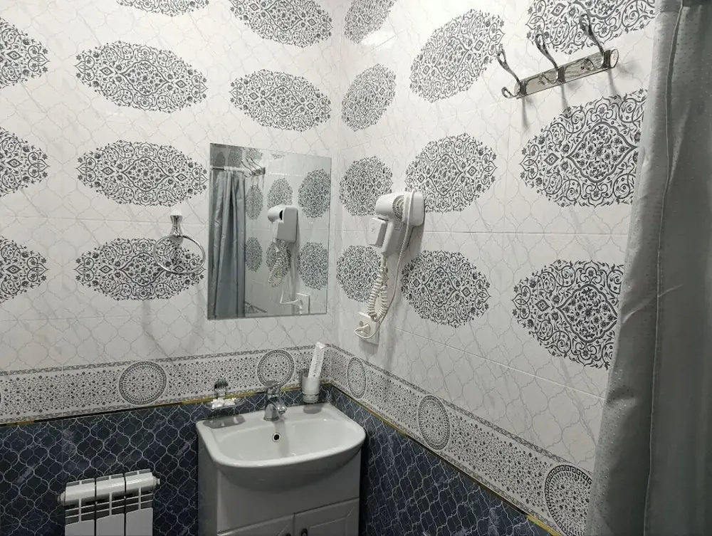 Отель Sharq