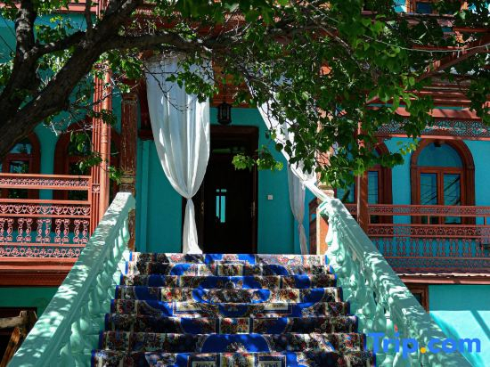 Hi YiLi·blue lane villa(Yili Old Town Kazanqi Branch)