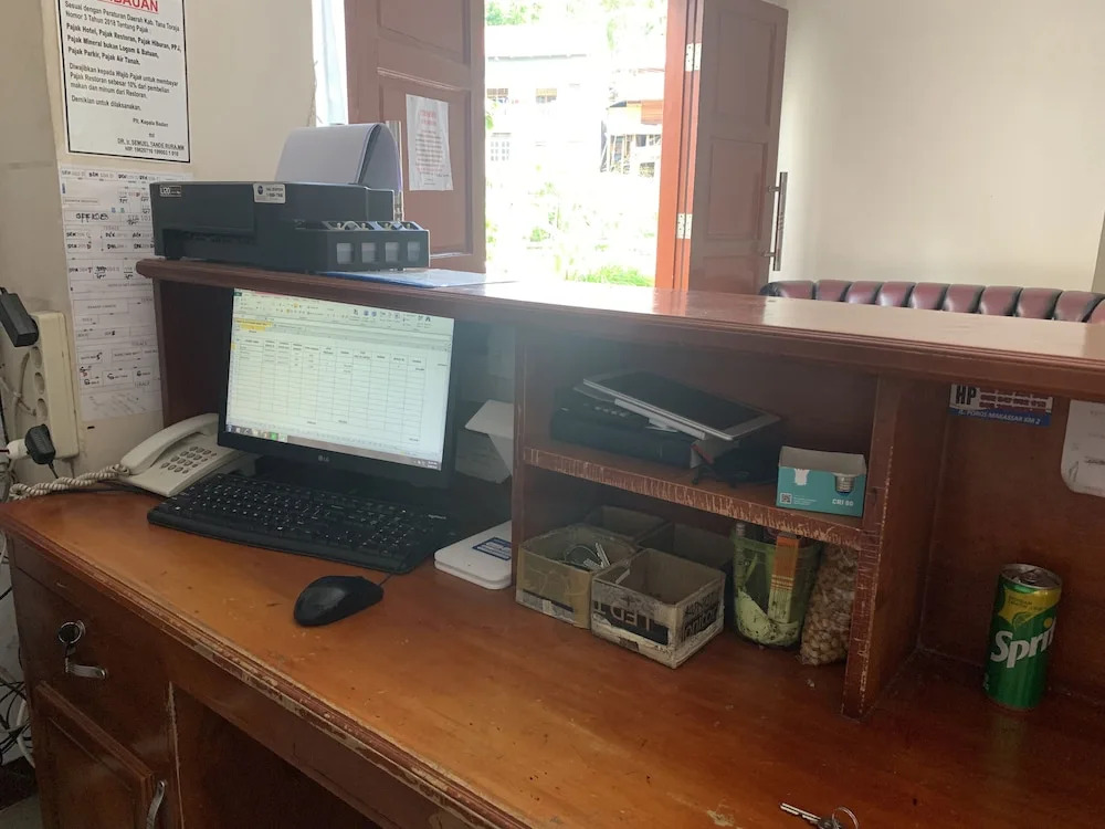 Hotel O Penginapan Fauziah Syariah Near Mesjid Taqwa Mamminasae