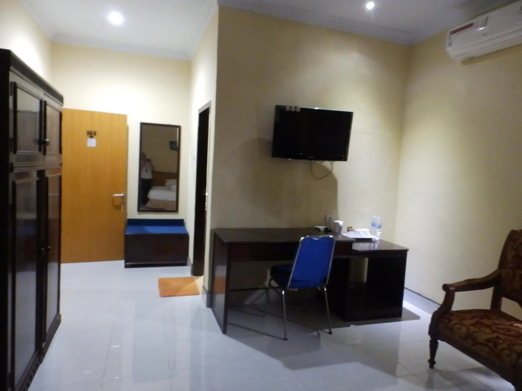 Bahari Family Hotel