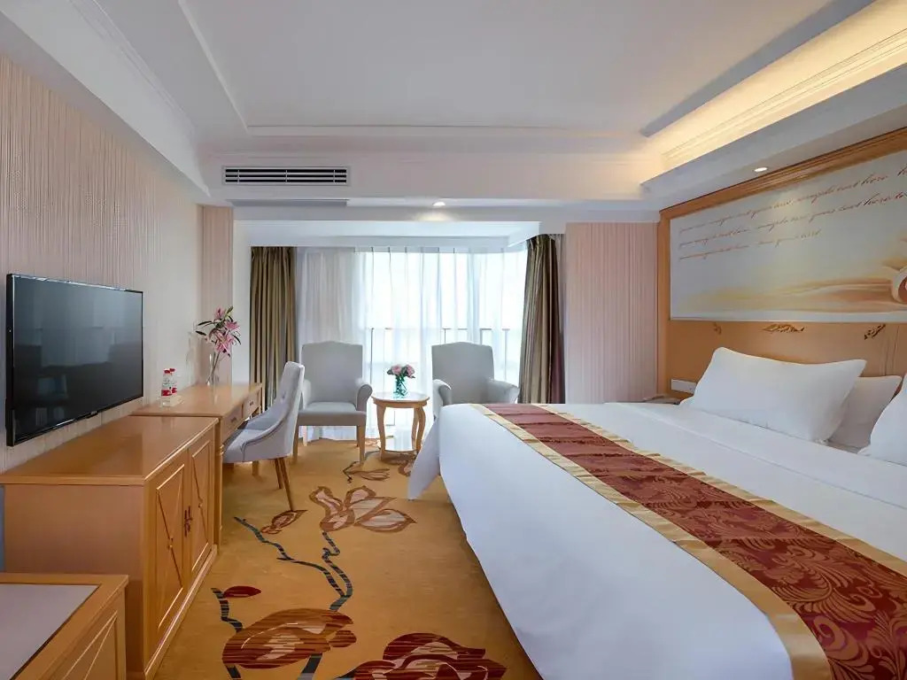 Vienna Hotel Xixiang Gushu