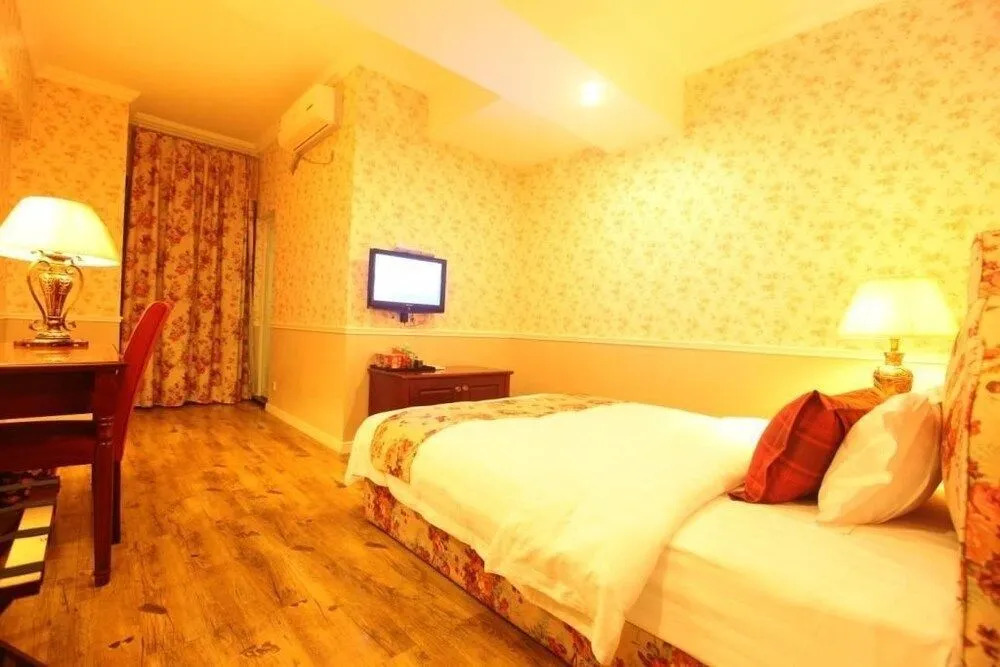 Chongqing Kaifei Hotel