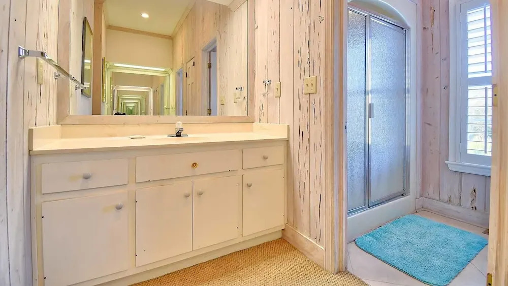 141 Sea Spray 4 Br Home by RedAwning