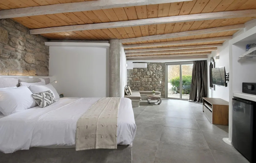 Paraga Scorpios Villa 2 7mins Walk to Beach by Calypso Sunset Villas