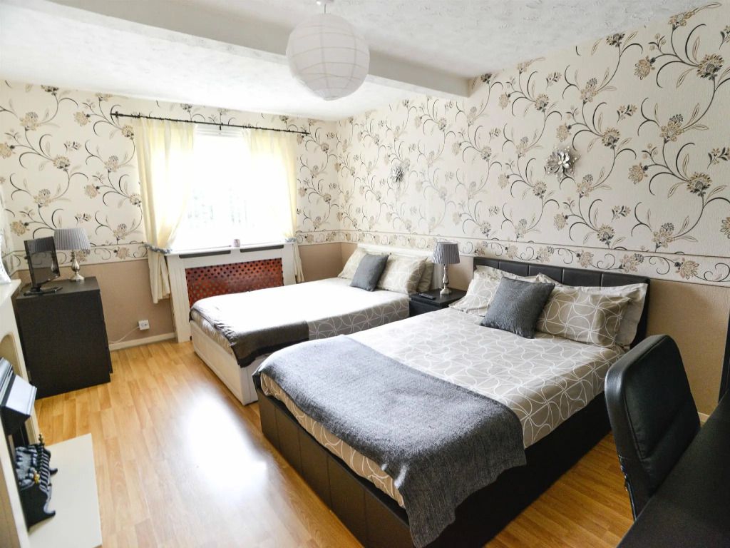 Moir Drive Apartments