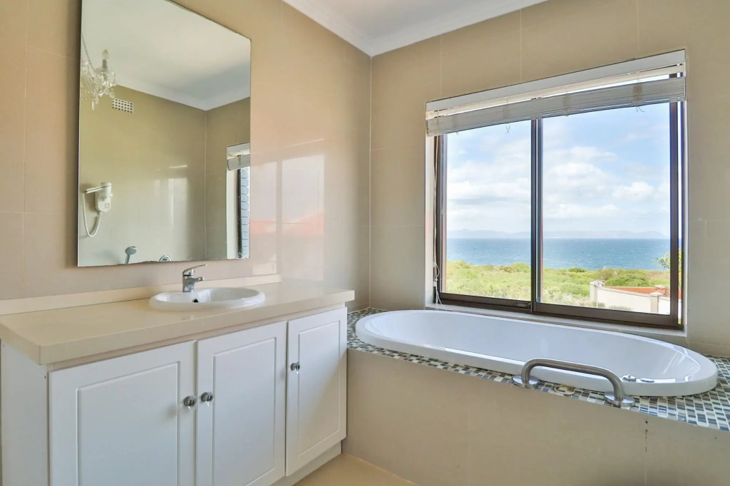 The Whales Tale Guesthouse