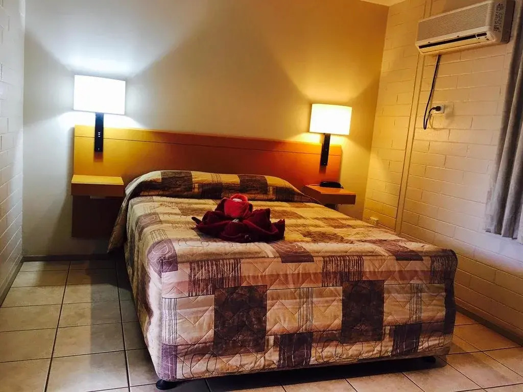 Tom Price Motel