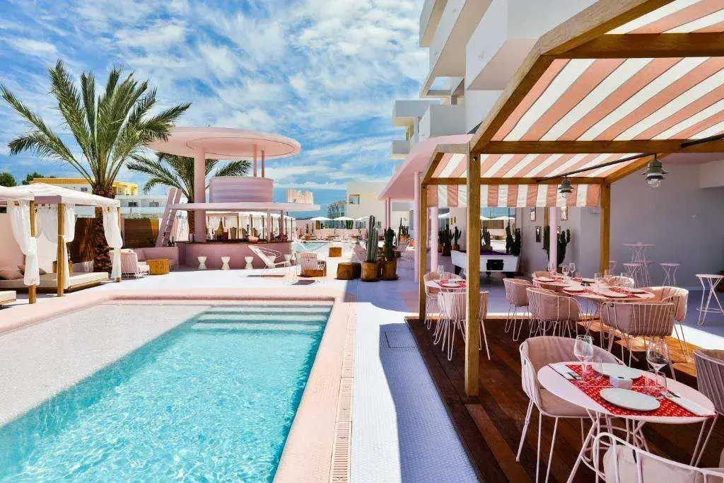 Apartamentos Blue Star