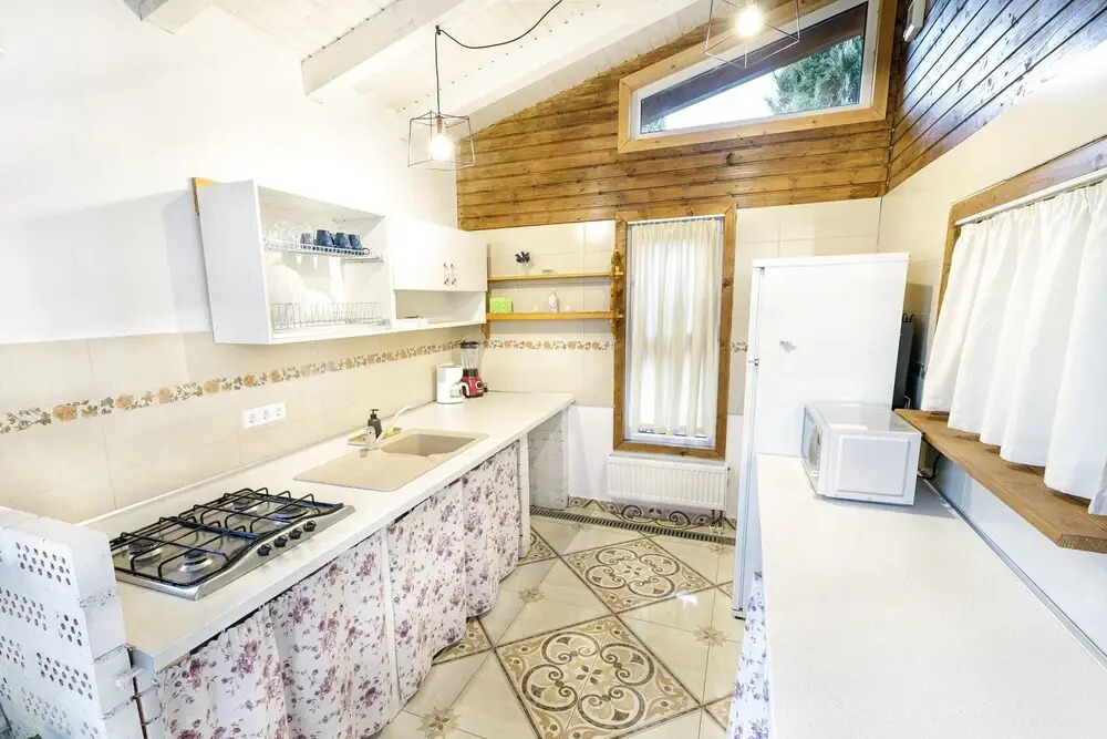 Tropica Home with Barbeque & Ciubar
