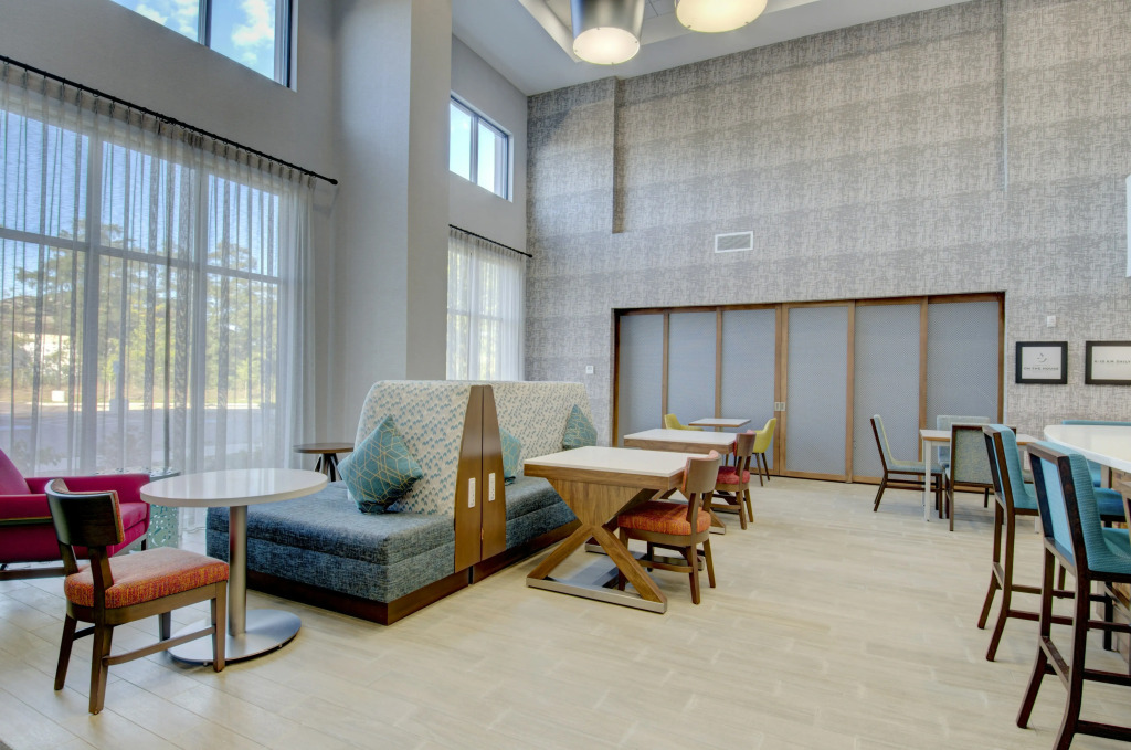 Hampton Inn & Suites Portland West
