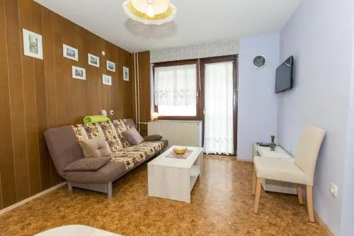 Apartment Ina
