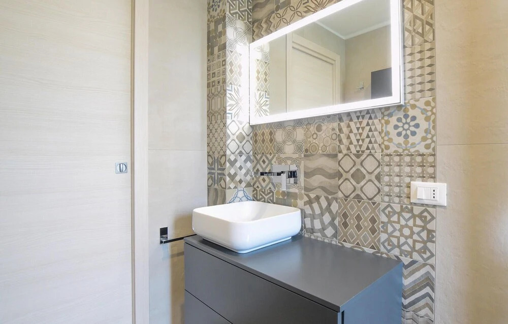 Amazing Apartment in Rosignano Solvay With Wifi and 2 Bedrooms