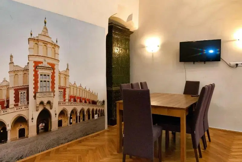 Cracow Main Square Apartments