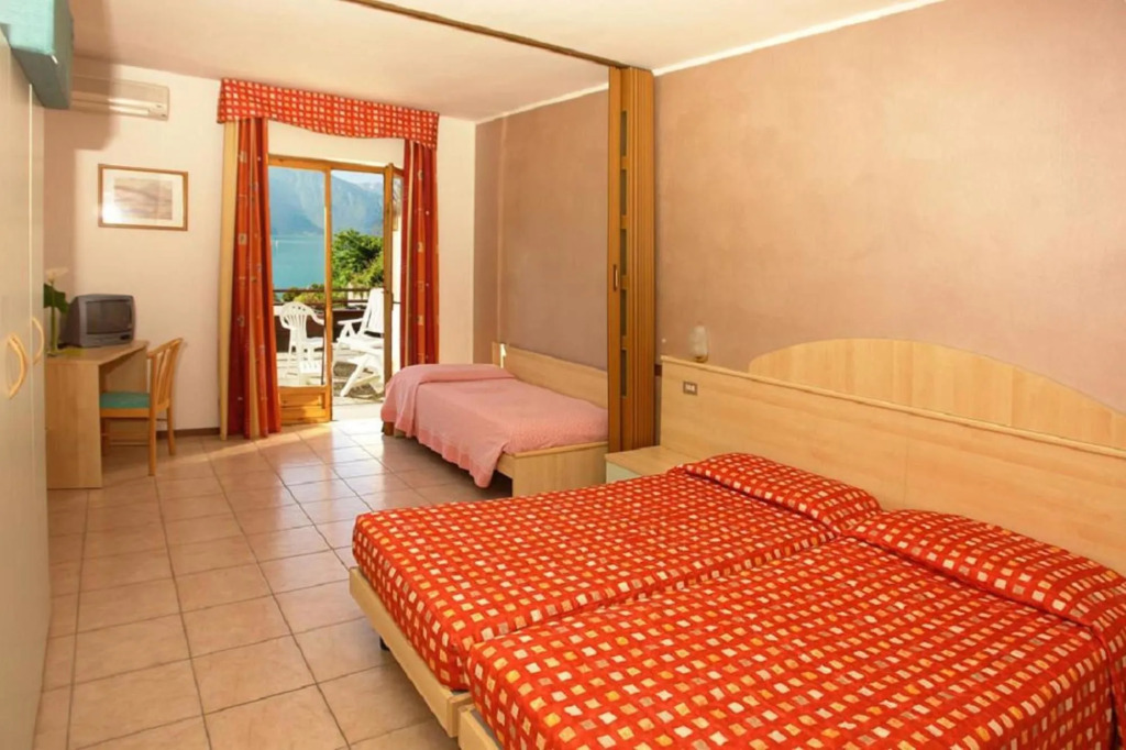 Surf Hotel Pier - Montagnoli Group