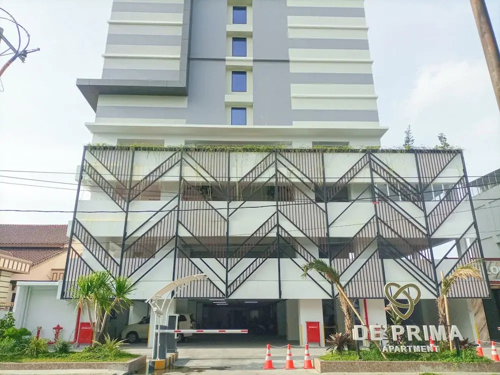 Modern Designed Studio At De Prima Apartment