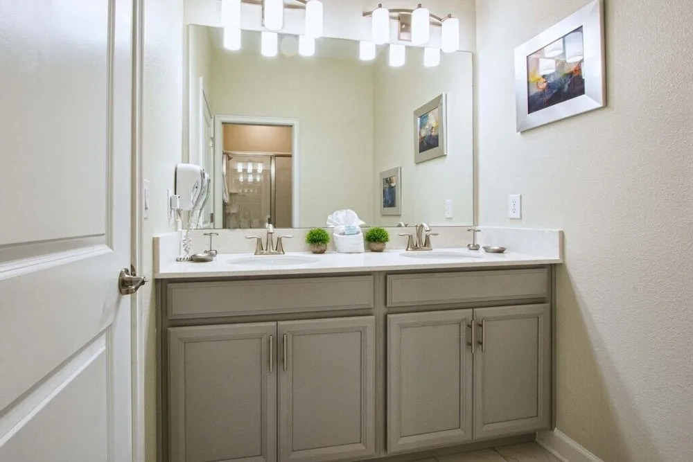 Storey Lake-5 Bedroom Townhome w/Splashpool-1630ST