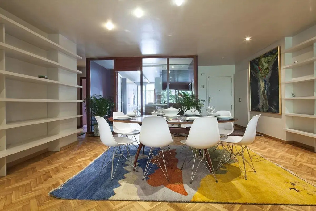 Classic Bonanova - 4 Bedroom Apartment 2nd Floor - Msb 56028