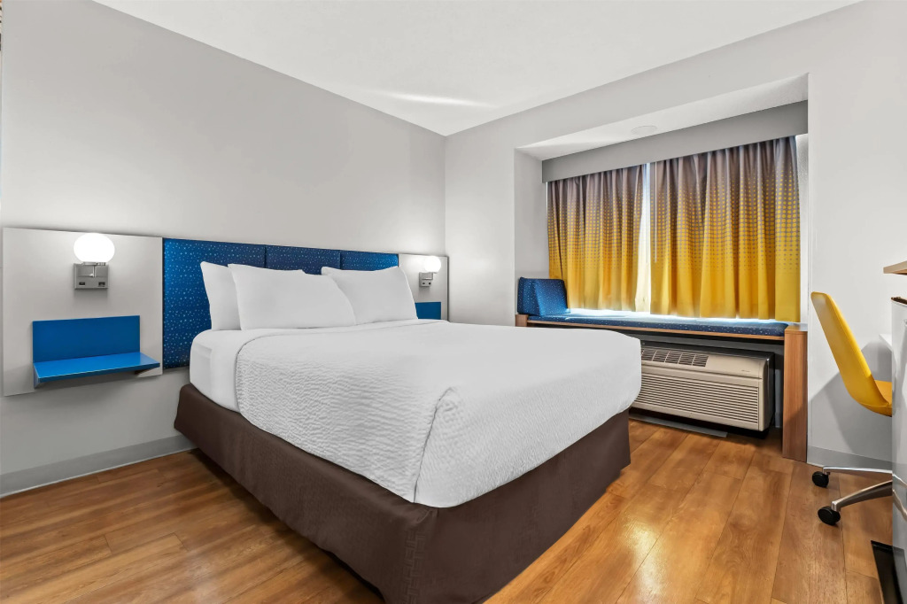 Microtel Inn and Suites - Salisbury
