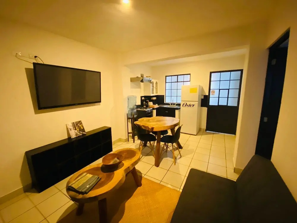 Hotel 17-52