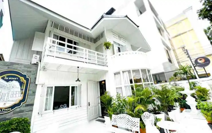 RQ Timeless Dinsor Cultural Heritage House