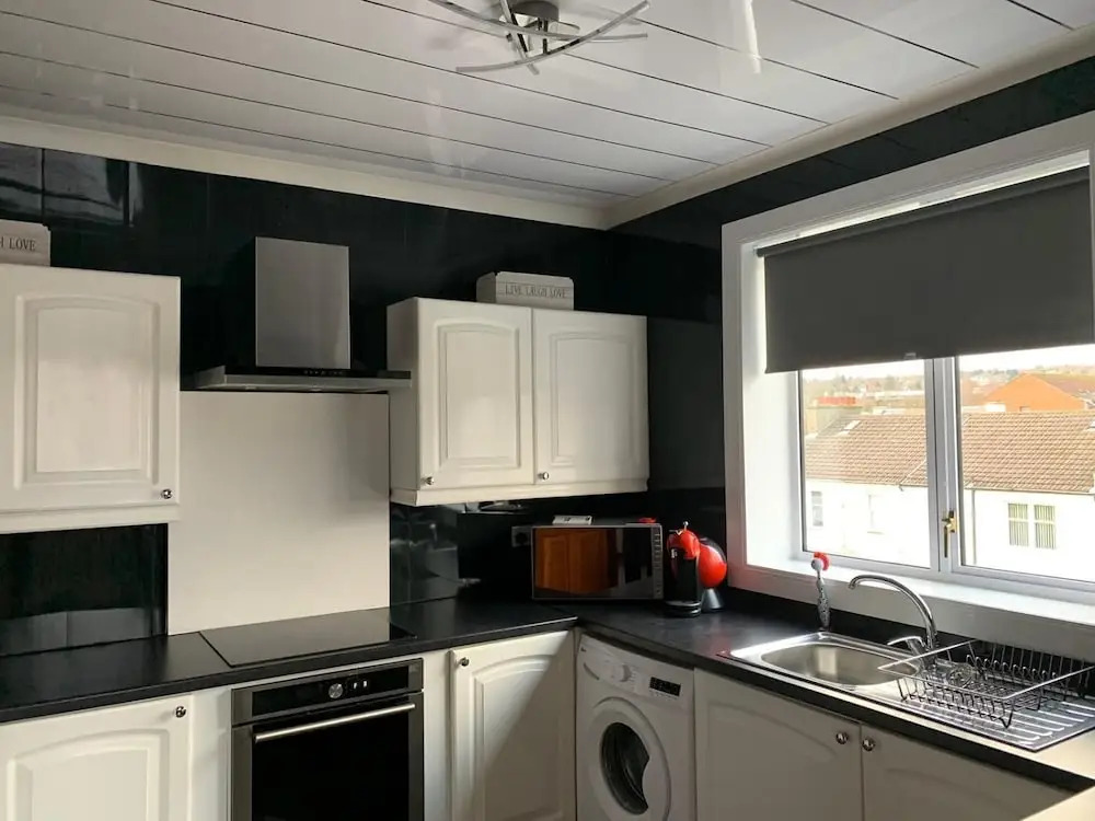 Snug - Laggary Apartment