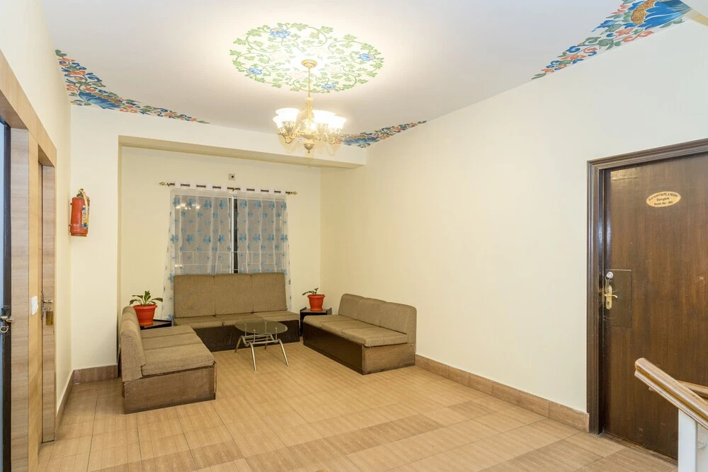 Hotel Blue Poppy