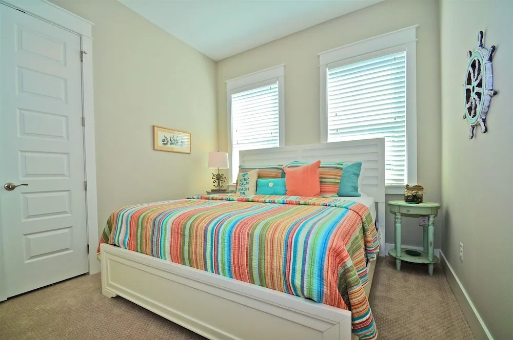 Beach Haven 3 Bedroom Condo By Coastal Dreamin