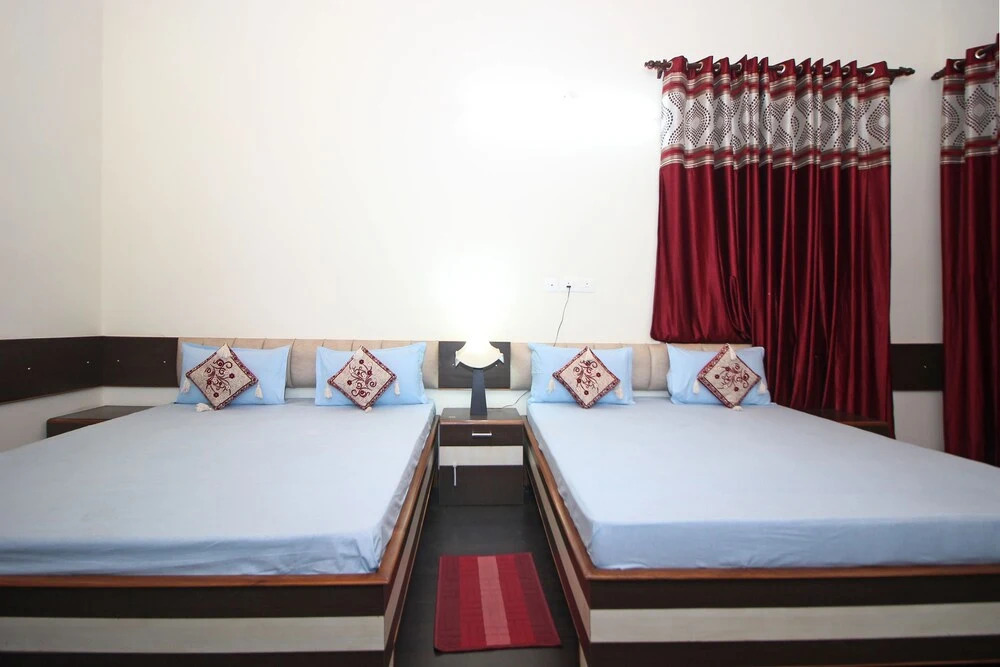 OYO 173 Mountain View Studio Rooms