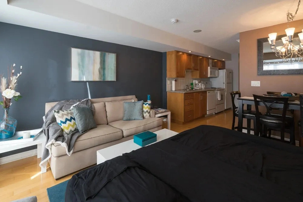 Living Suites - Toronto