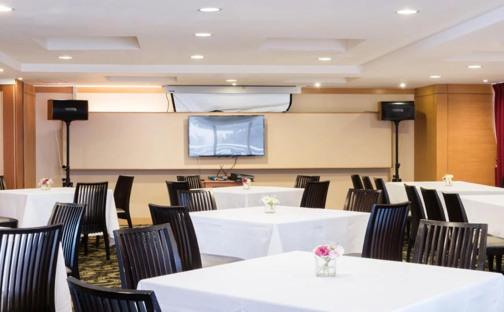 Crystal Plaza Hotel Kaohsiung