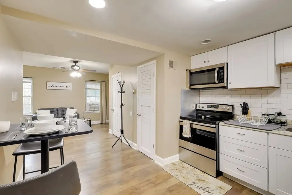 1 Mi to Dtwn Wilmington: Convenient + Cozy Home!