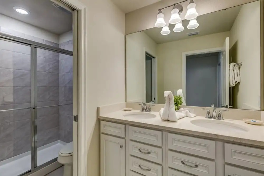 Bright Elegant Home at Solterra Resort Sol103