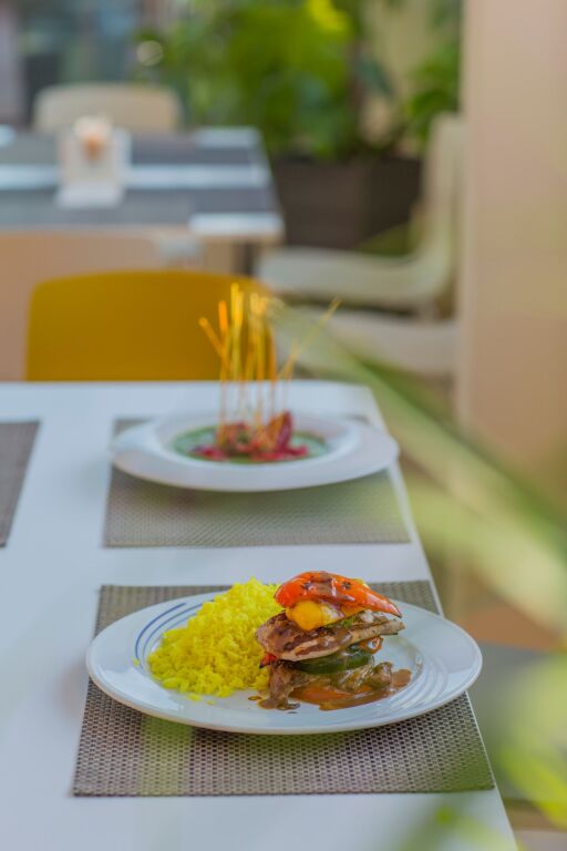 Novus City Hotel