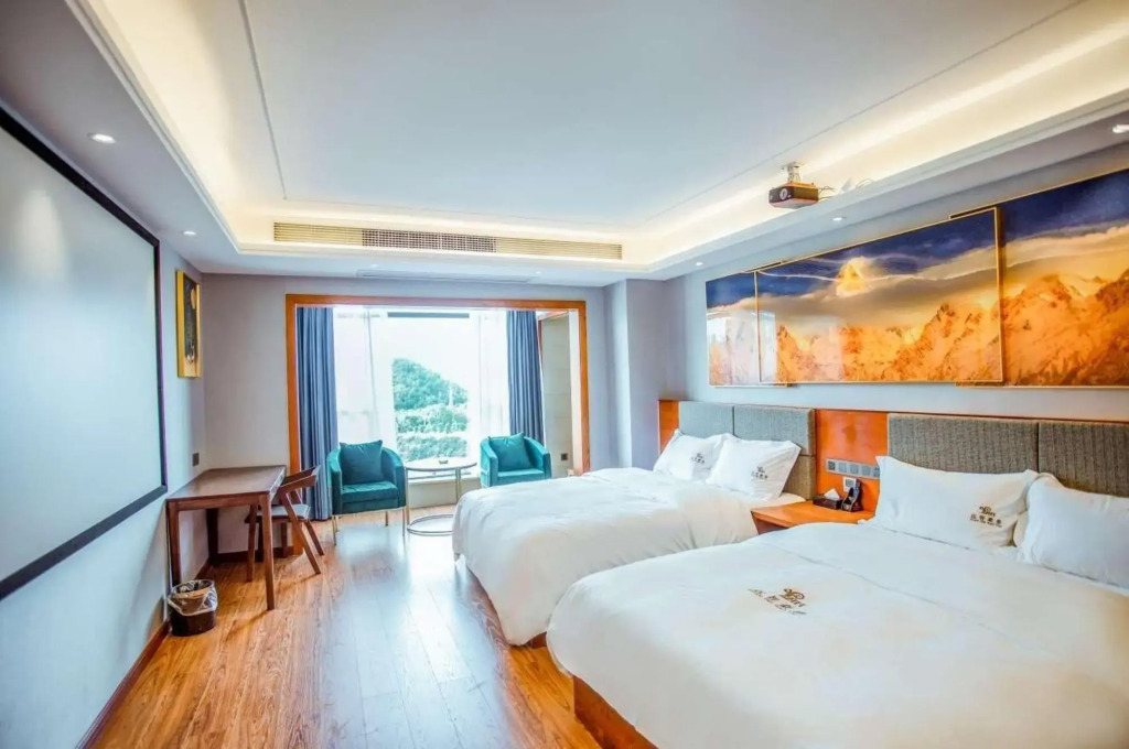 Hengxuan Hotel (Guiyang North Railway Station)
