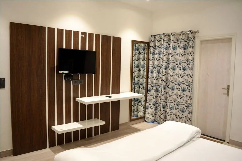 Hotel Silver Ace