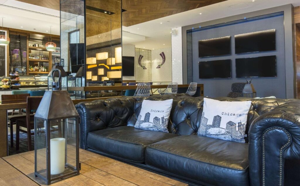 The Chicago Hotel Collection Magnificent Mile Hotel & Suites 