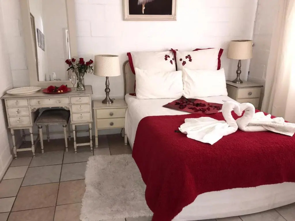 Au Plais De Langebaan at Palm Tree Villa