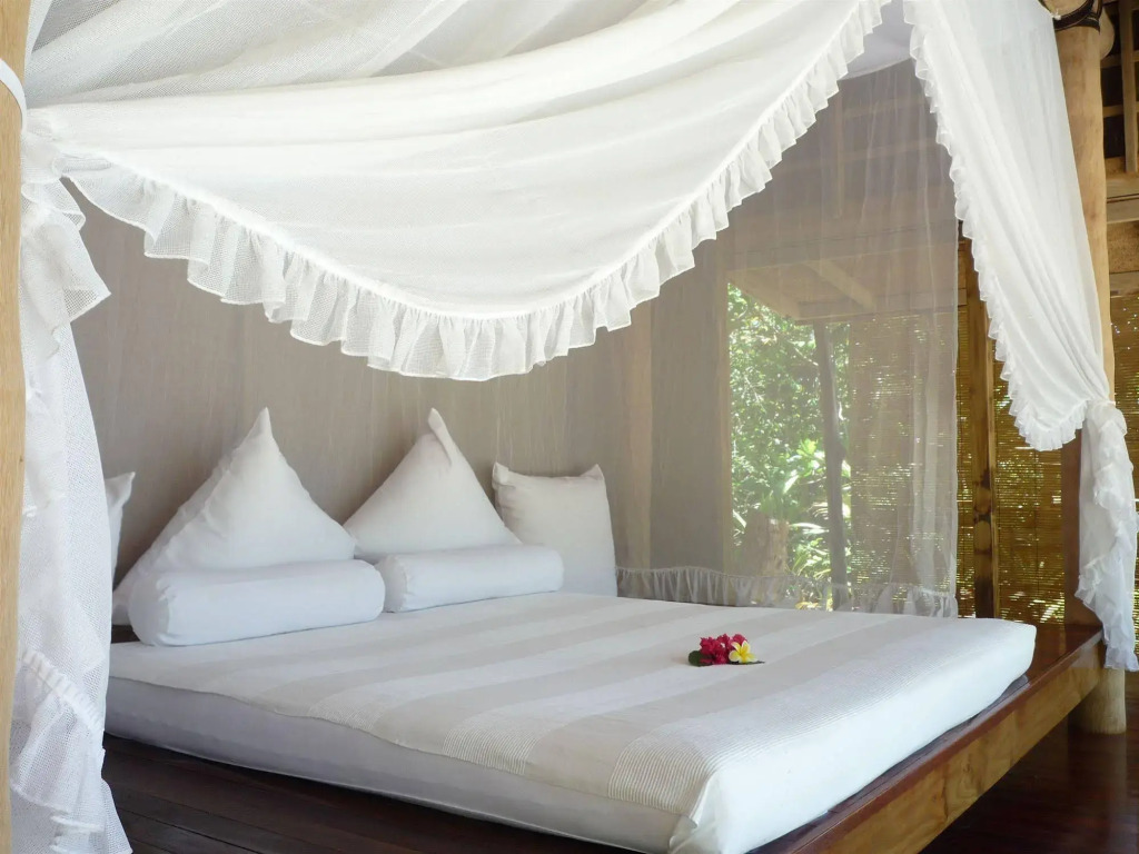 Fafa Island Resort