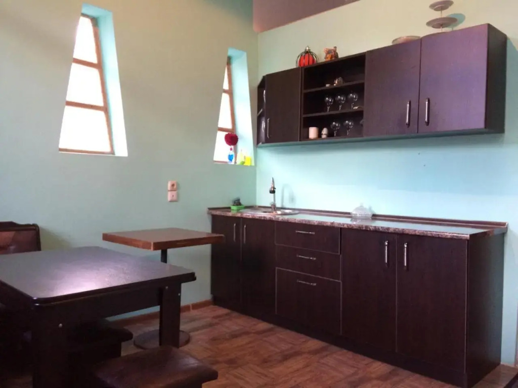 Guest house lela
