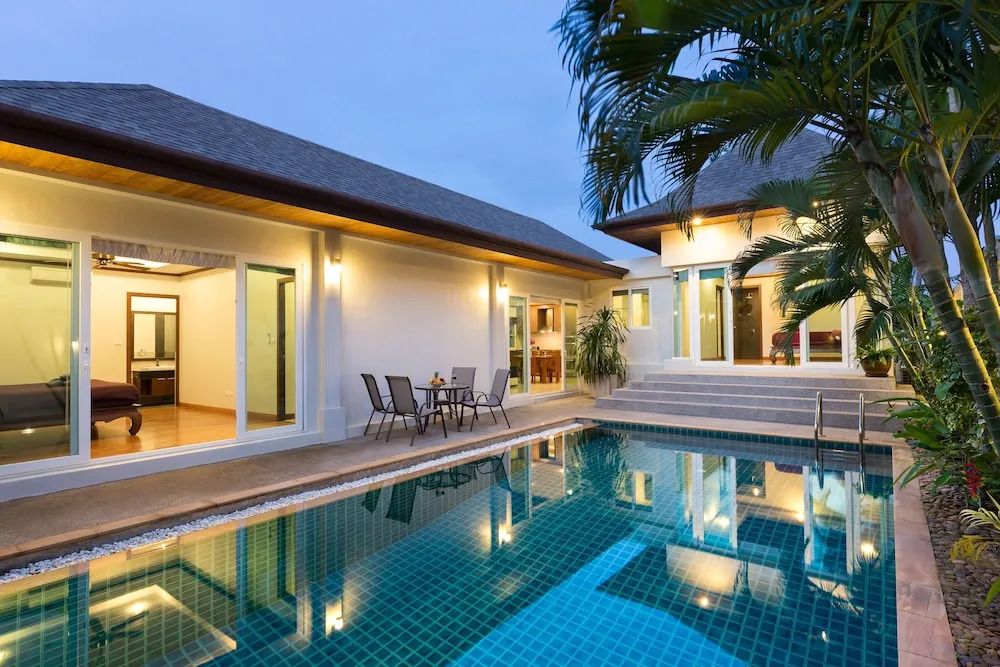 Villa Alex Rawai
